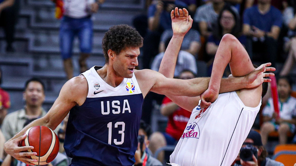 塞尔维亚遭遇压力，困境挑战硬核阵容