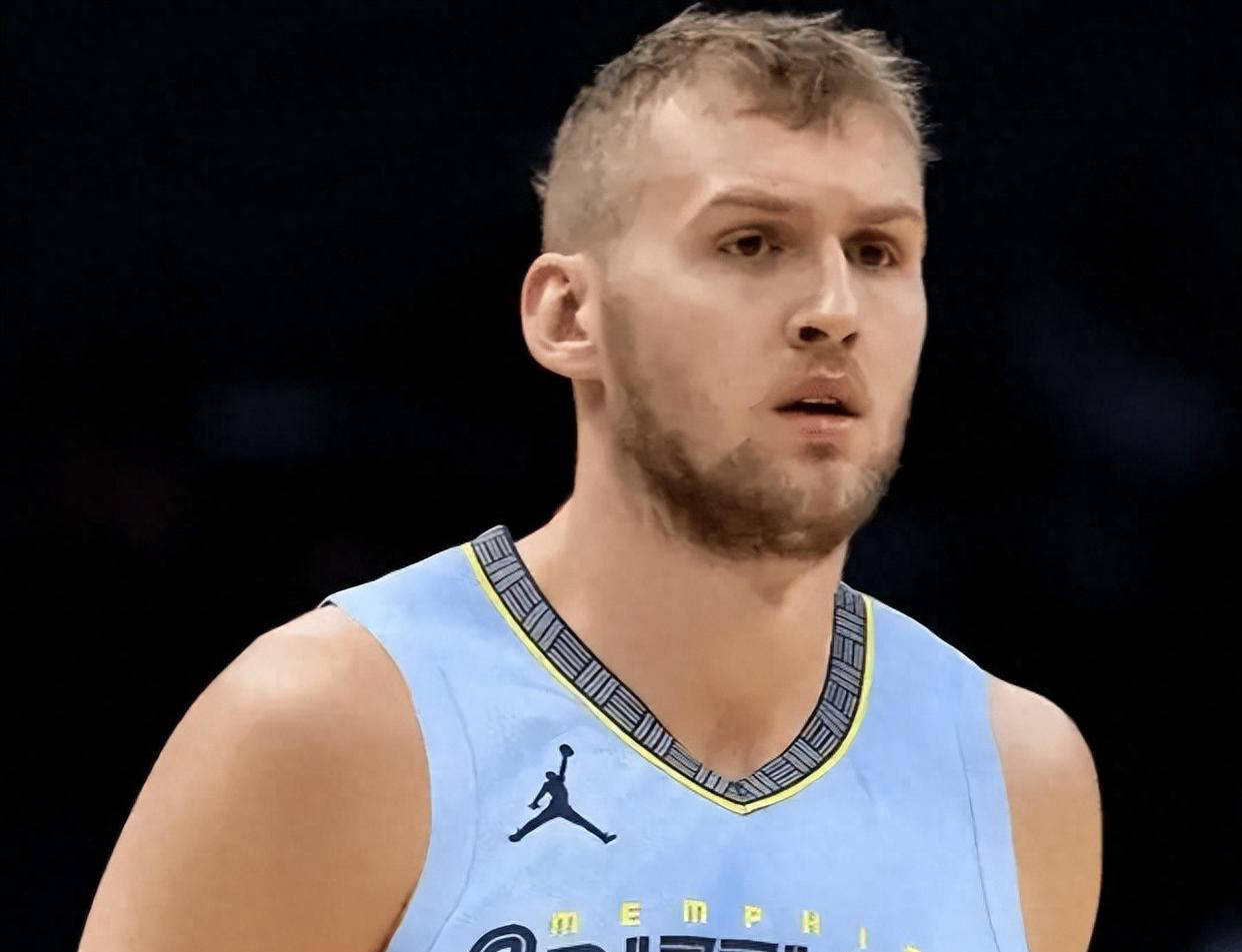 法国男篮爆冷灰熊，乔治高光表现